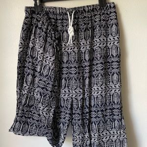 URBAN CO - Drawstring lounge pants -XL black & white print